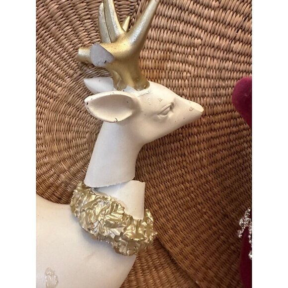 Two piece holiday reindeer, Decor, broken - Picture 4 of 12